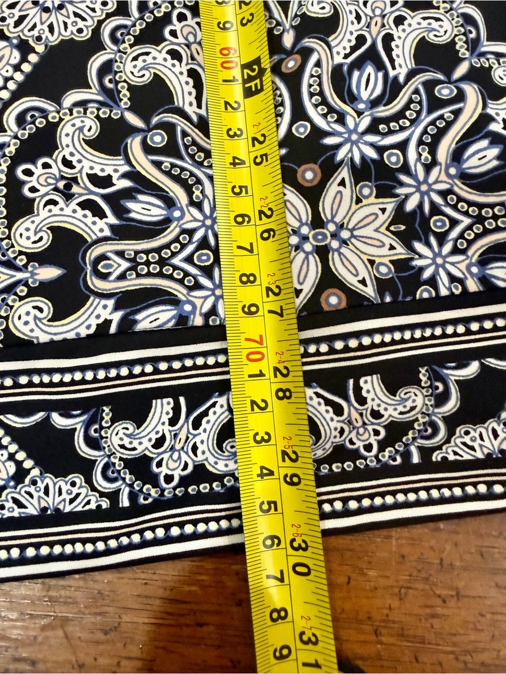 WHBM Black White Paisley Cold Shoulder Tunic Blouse XL Boho Chic - Picture 14 of 14
